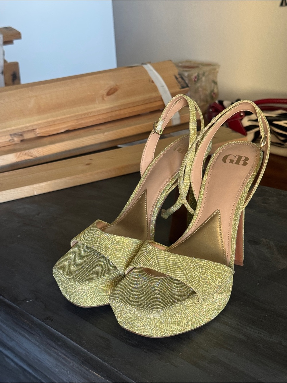 Gianni Bini Sparkly Light Green Textured Platform Heels